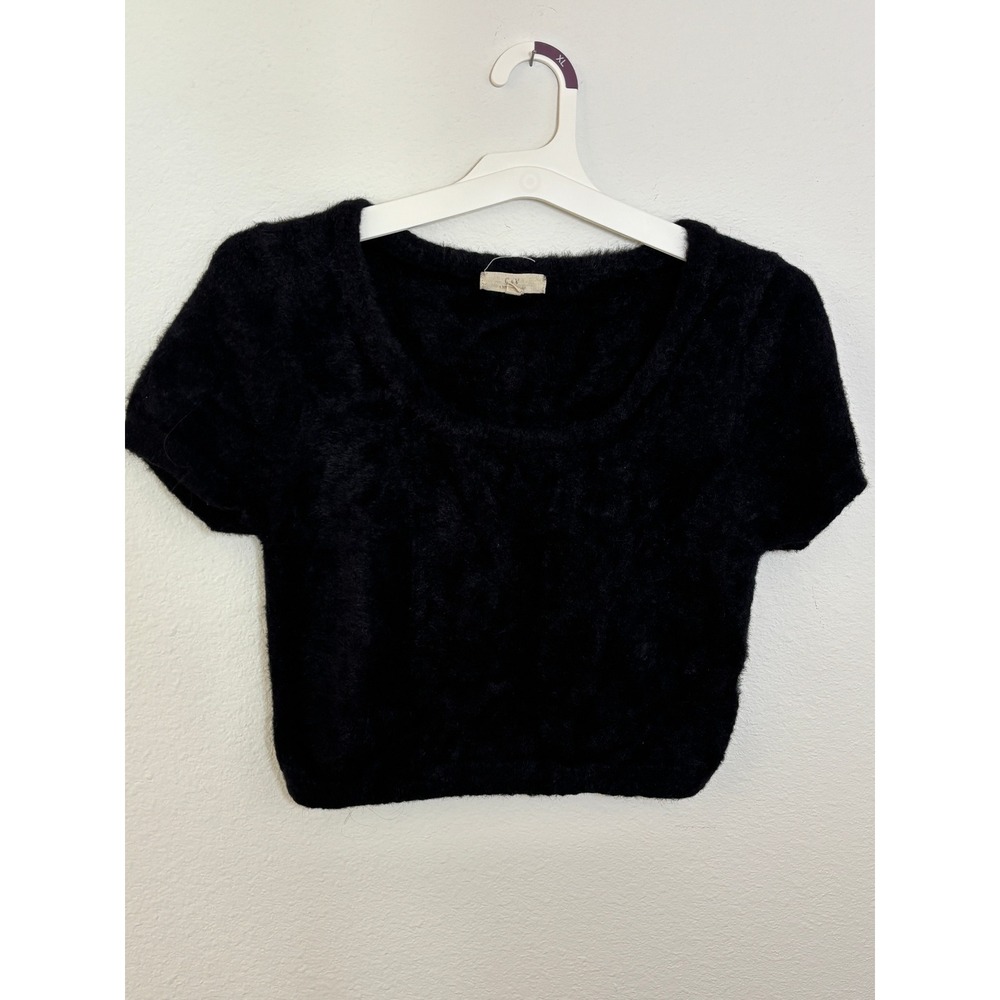 Chelsea & Violet Black Fuzzy Eyelash Knit Crop Top Scoop Neck Short Sleeve XL